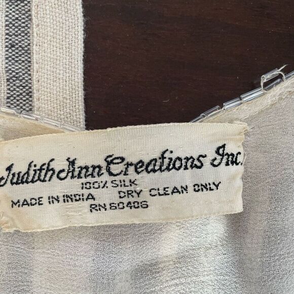 Vintage 70s Judith Ann Creations Ivory Silver Embellished Bling Sequins Pearl To - Picture 6 of 7